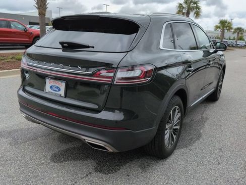 Used 2023 Lincoln Nautilus FWD w/ Premium Package image 4