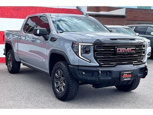Used 2024 GMC Sierra 1500 AT4X image 12
