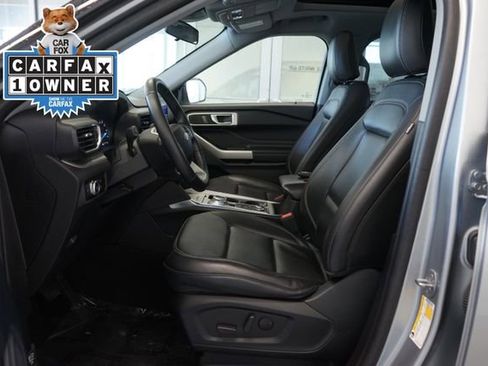Used 2023 Ford Explorer XLT w/ Equipment Group 202A AWD/4WD image 20