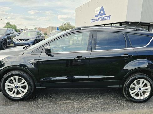 Used 2019 Ford Escape SEL AWD/4WD image 3