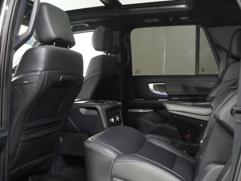 Used 2025 Ford Expedition Max Platinum w/ Stealth Performance Package AWD/4WD image 22