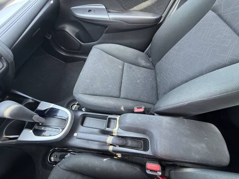 Used 2017 Honda Fit EX image 15