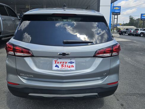 Used 2024 Chevrolet Equinox LT image 6