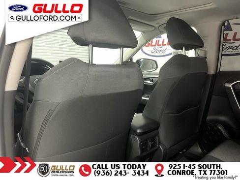 Used 2025 Toyota RAV4 XLE w/ Convenience Package AWD/4WD image 15