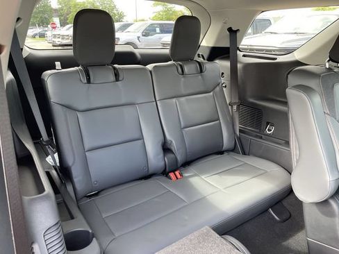 New 2026 Ford Explorer Active w/ Active Comfort Package AWD/4WD image 24
