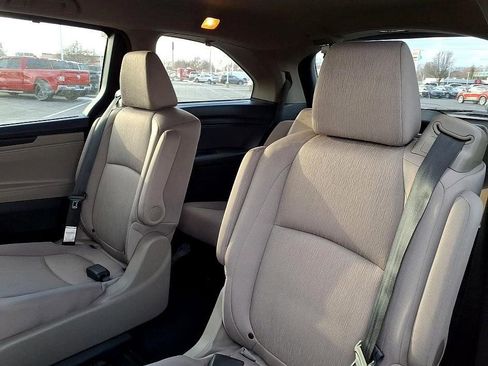 Used 2019 Honda Odyssey EX image 20
