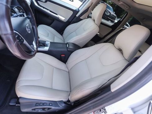 Used 2016 Volvo XC60 T5 Premier w/ Proximity Package AWD/4WD image 30