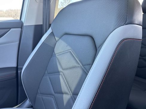 Certified 2025 Volkswagen Atlas Peak Edition SE image 41