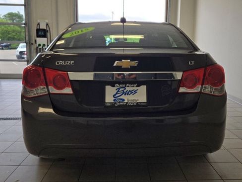 Used 2015 Chevrolet Cruze LT FWD image 12