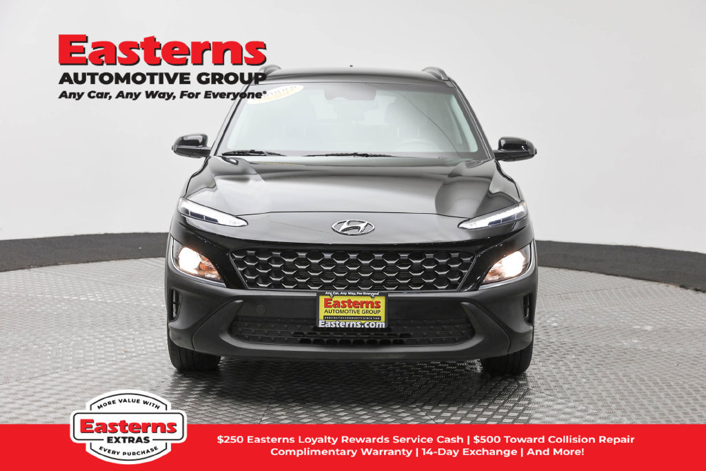 Used 2023 Hyundai Kona SEL w/ Cargo Package AWD/4WD image 3