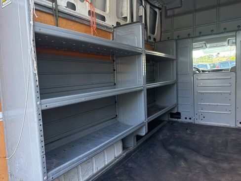 Used 2018 Nissan NV 3500 SV image 28