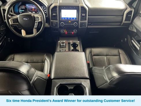 Used 2021 Ford Expedition Max XLT image 3