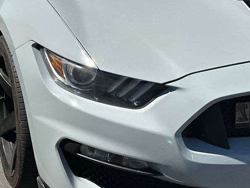 Used 2016 Ford Mustang Shelby GT350 w/ Technology Package image 8