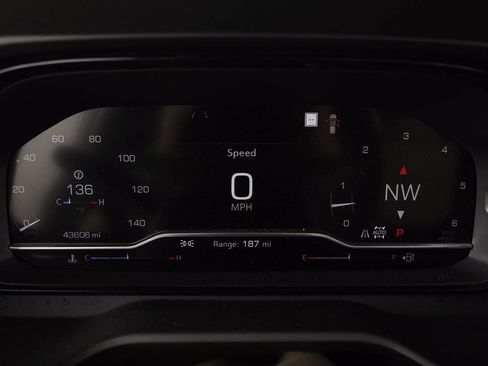 Used 2022 GMC Yukon XL Denali image 32