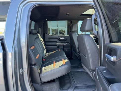 Used 2021 GMC Sierra 1500 AT4 w/ AT4 Value Package AWD/4WD image 13
