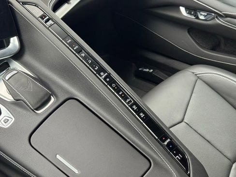 Used 2021 Chevrolet Corvette Stingray Coupe w/ Z51 Performance Package image 78