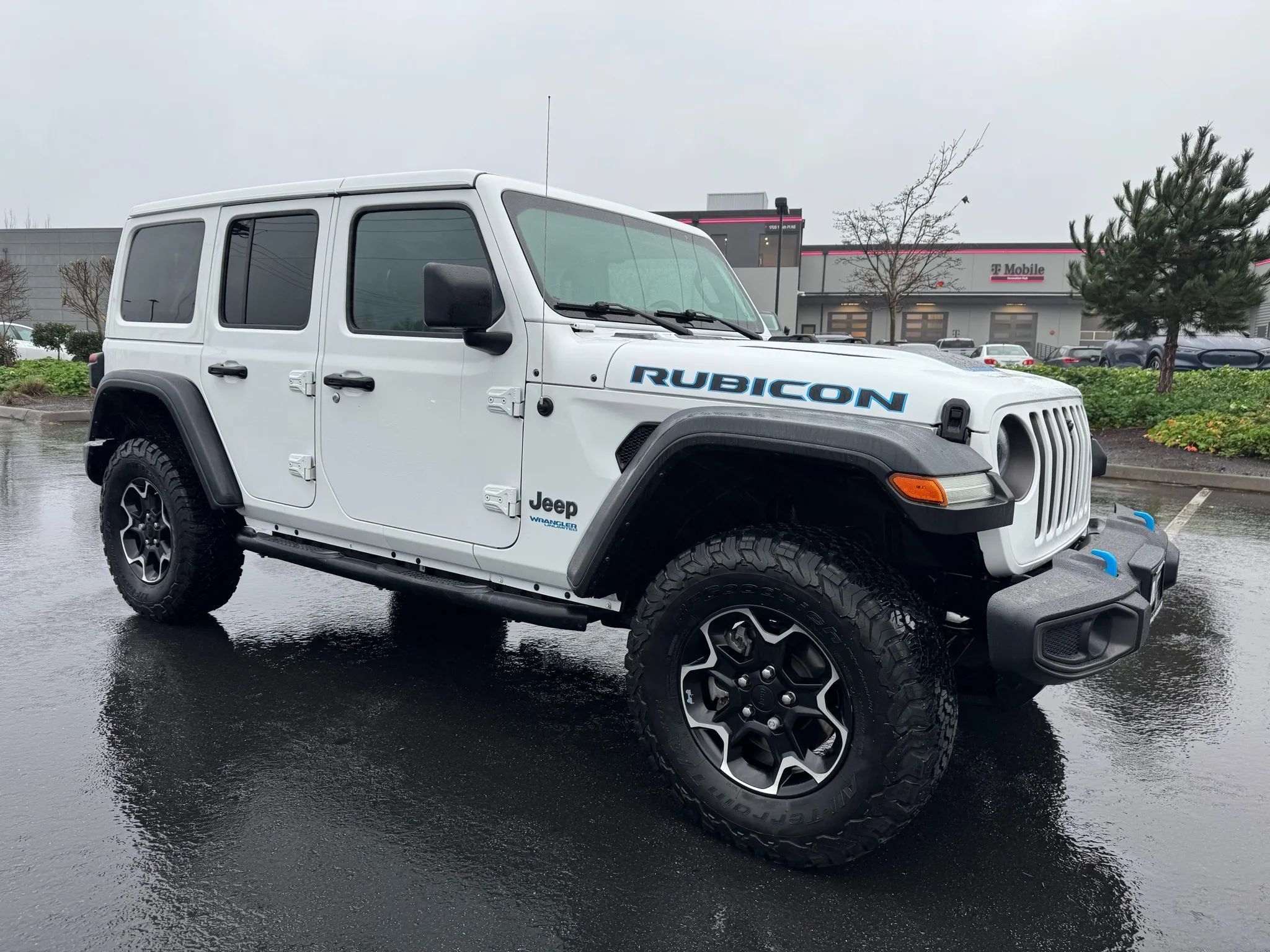 Used 2021 Jeep Wrangler Unlimited Rubicon 4xe w/ Cold Weather Group AWD/4WD image 1