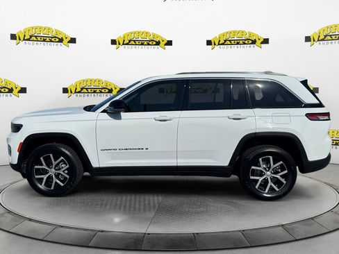 Used 2024 Jeep Grand Cherokee Limited AWD/4WD image 2