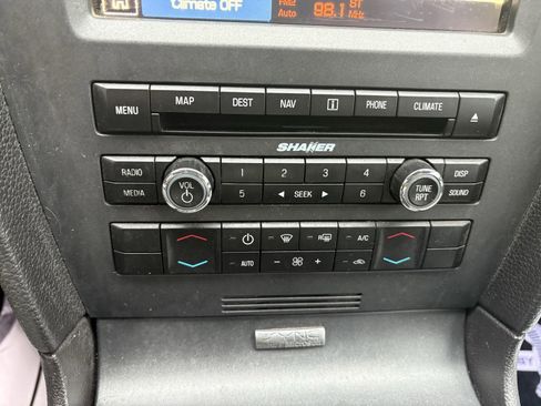 Used 2010 Ford Mustang Shelby GT500 image 28