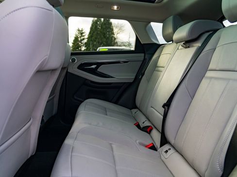 Used 2021 Land Rover Range Rover Evoque S image 16