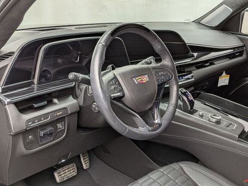 Used 2024 Cadillac Escalade V w/ Heavy-Duty Trailer Package image 9