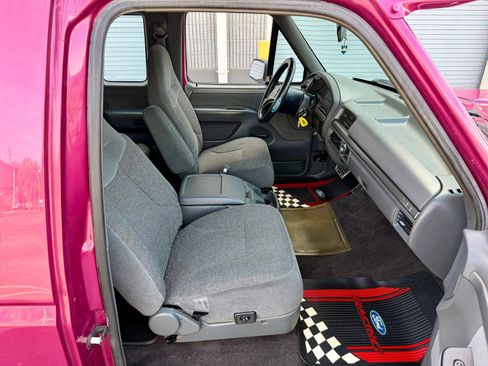 Used 1993 Ford F150 XL image 42