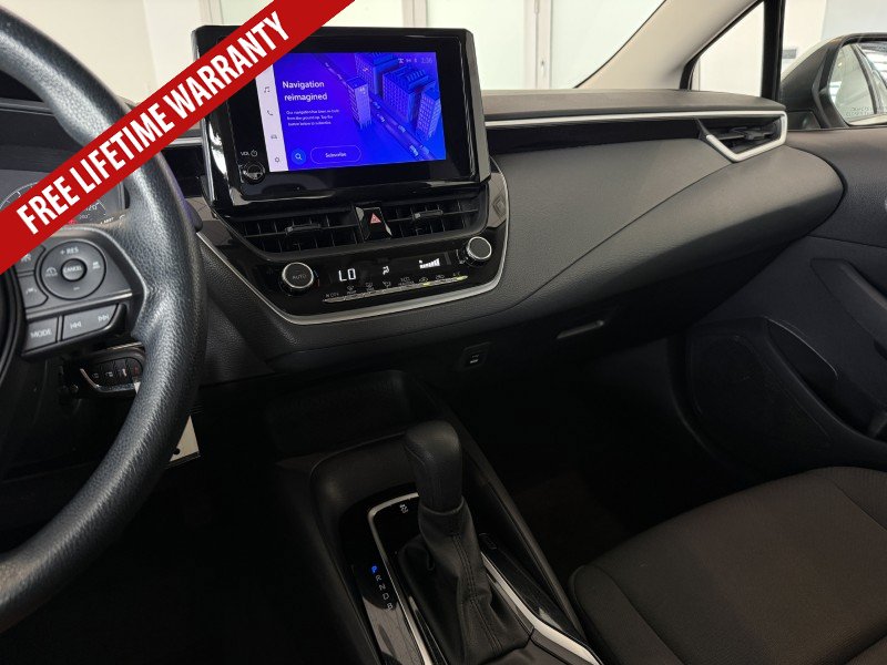 Used 2023 Toyota Corolla LE FWD image 31