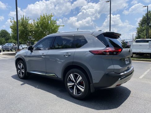 Used 2021 Nissan Rogue Platinum FWD image 7
