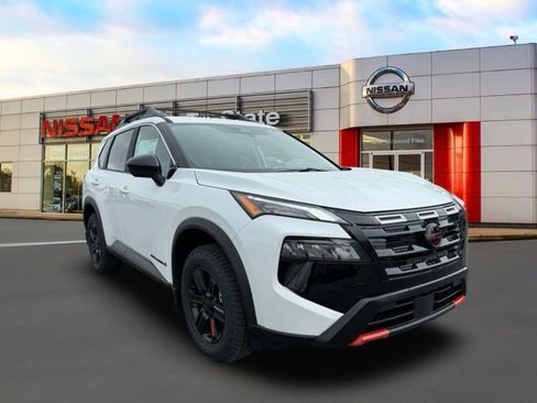 New 2026 Nissan Rogue SV AWD/4WD image 1