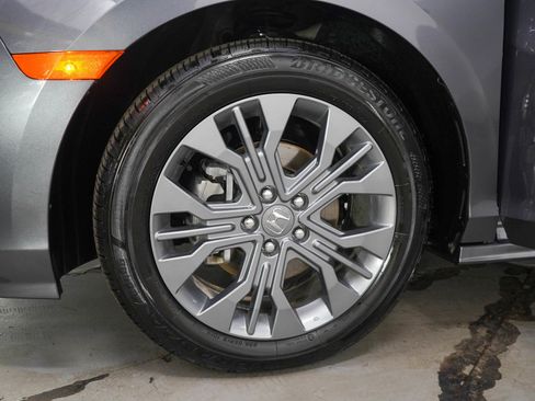 Used 2026 Honda Odyssey Touring image 32