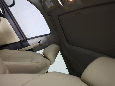 Used 2022 Toyota Highlander XLE image 13