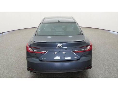 Used 2026 Toyota Camry SE FWD image 7