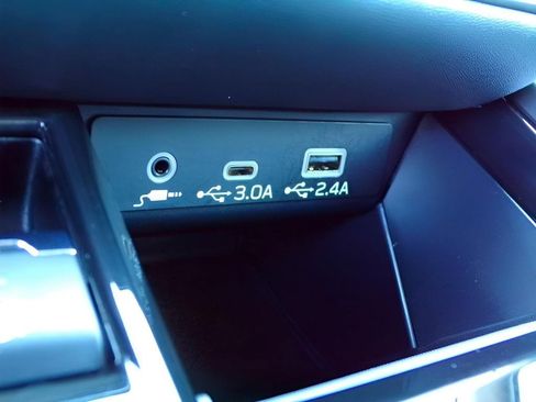 Used 2023 Subaru Outback Premium AWD/4WD image 24