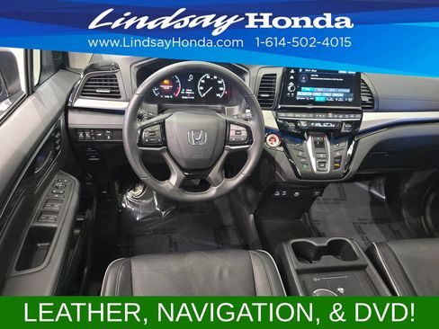 Used 2025 Honda Odyssey Touring image 11