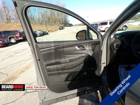 Used 2023 Hyundai Santa Fe SEL Premium image 18