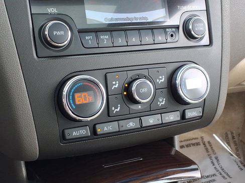 Used 2012 Nissan Altima 3.5 SR w/ Sport Pkg image 19