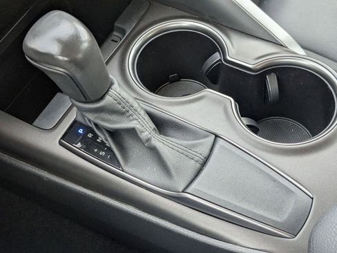Used 2024 Toyota Camry SE FWD image 13