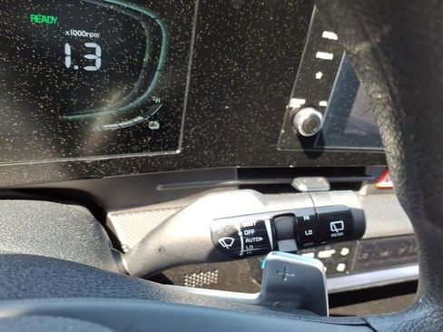 Used 2024 Kia Sportage LX image 20