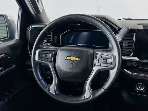 Used 2023 Chevrolet Silverado 1500 LT image 18
