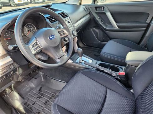 Used 2015 Subaru Forester 2.5i w/ Alloy Wheel Package image 7