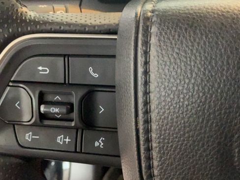 Used 2025 Toyota 4Runner TRD Off-Road AWD/4WD image 18