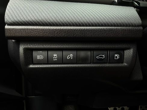 Used 2025 Toyota Camry SE FWD image 22
