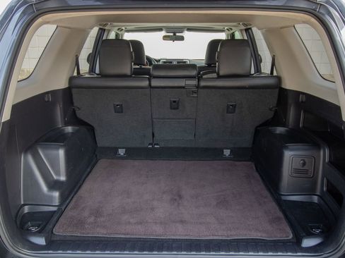 Used 2011 Toyota 4Runner SR5 image 39