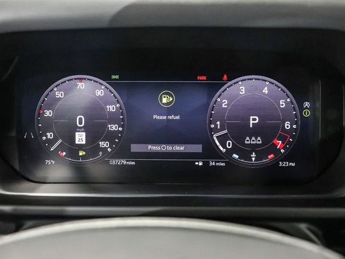 Used 2024 Land Rover Defender 110 X-Dynamic SE AWD/4WD image 25