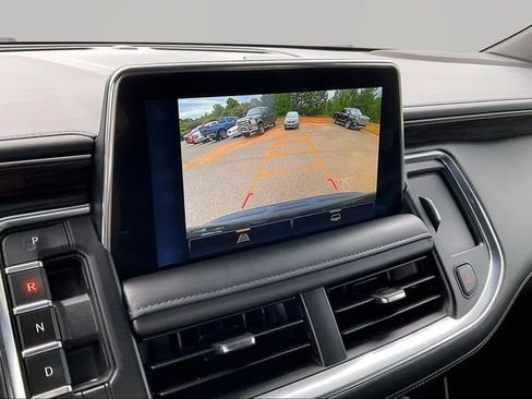 Used 2024 Chevrolet Tahoe Z71 AWD/4WD image 11