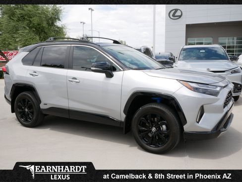 Used 2024 Toyota RAV4 XSE w/ Advanced Technology Package AWD/4WD image 13