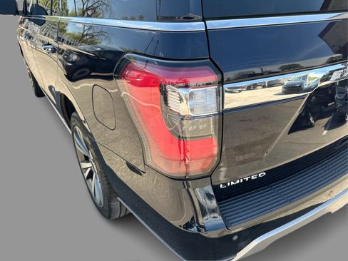 Used 2021 Ford Expedition Limited AWD/4WD image 31