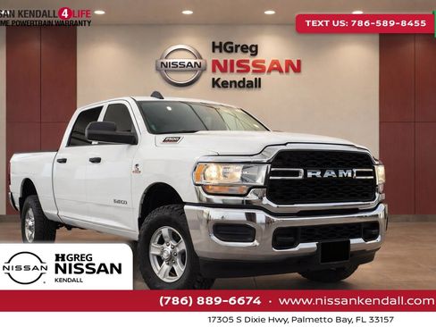 Used 2022 RAM 2500 Tradesman w/ Chrome Appearance Group AWD/4WD image 1