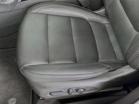 Used 2023 Chevrolet TrailBlazer ACTIV w/ Convenience Package image 21