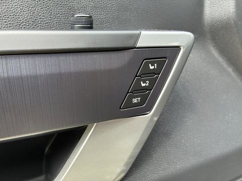 Used 2023 Toyota Tundra Platinum image 10